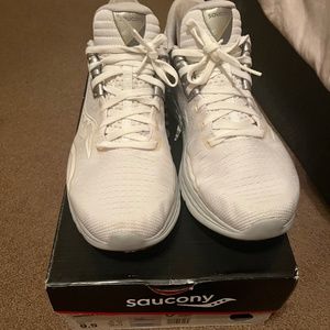 Saucony White High-Top Athletic Shoes